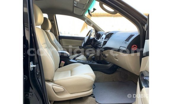 Sayi Imported Toyota Fortuner Black Mota in Import - Dubai a Agadez Sayi Imported Toyota Fortuner Black Mota in Import - Dubai a Agadez