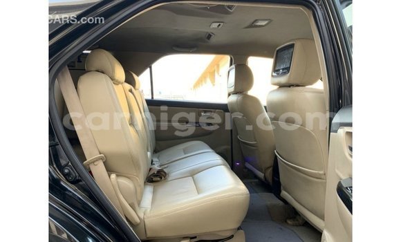 Sayi Imported Toyota Fortuner Black Mota in Import - Dubai a Agadez Sayi Imported Toyota Fortuner Black Mota in Import - Dubai a Agadez