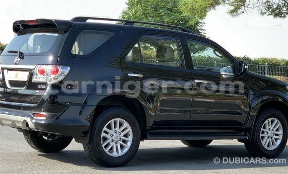 Sayi Imported Toyota Fortuner Black Mota in Import - Dubai a Agadez Sayi Imported Toyota Fortuner Black Mota in Import - Dubai a Agadez