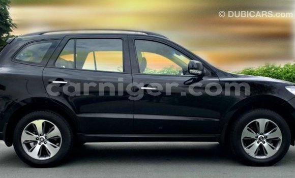Sayi Imported Hyundai Santa Fe Black Mota in Import - Dubai a Agadez Sayi Imported Hyundai Santa Fe Black Mota in Import - Dubai a Agadez