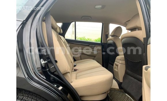 Sayi Imported Hyundai Santa Fe Black Mota in Import - Dubai a Agadez Sayi Imported Hyundai Santa Fe Black Mota in Import - Dubai a Agadez