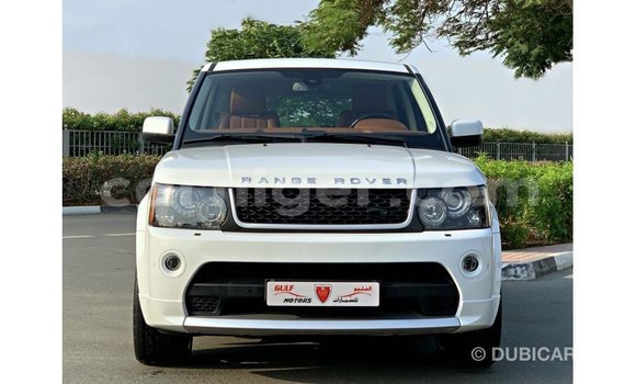 Sayi Imported Land Rover Range Rover White Mota in Import - Dubai a Agadez Sayi Imported Land Rover Range Rover White Mota in Import - Dubai a Agadez