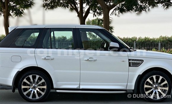 Sayi Imported Land Rover Range Rover White Mota in Import - Dubai a Agadez Sayi Imported Land Rover Range Rover White Mota in Import - Dubai a Agadez