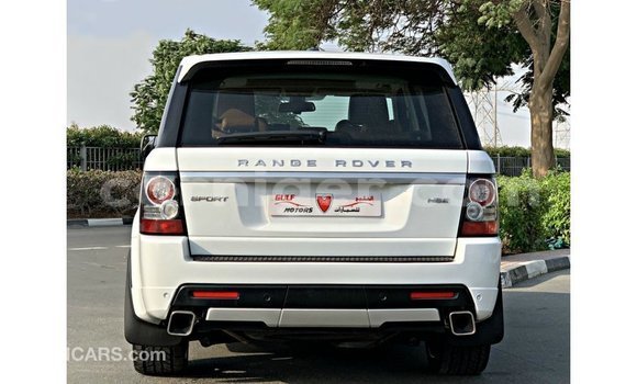 Sayi Imported Land Rover Range Rover White Mota in Import - Dubai a Agadez Sayi Imported Land Rover Range Rover White Mota in Import - Dubai a Agadez