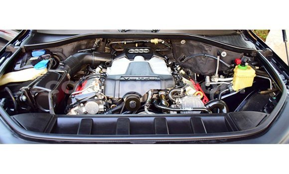 Sayi Imported Audi Q7 Black Mota in Import - Dubai a Agadez Sayi Imported Audi Q7 Black Mota in Import - Dubai a Agadez