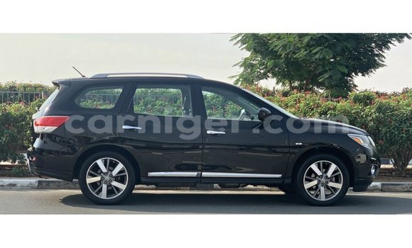 Sayi Imported Nissan Pathfinder Black Mota in Import - Dubai a Agadez Sayi Imported Nissan Pathfinder Black Mota in Import - Dubai a Agadez