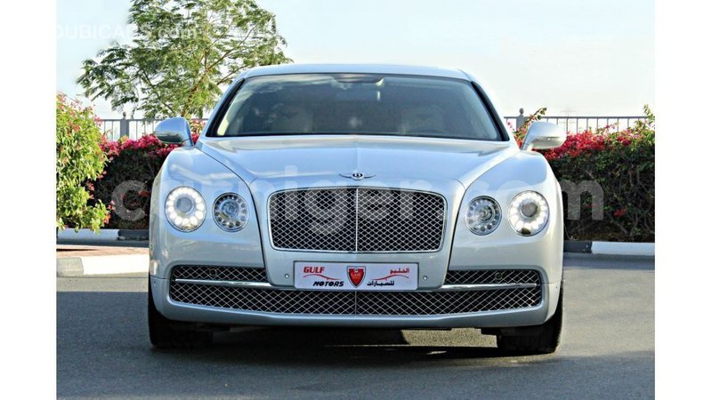 Big with watermark bentley flying spur agadez import dubai 7068