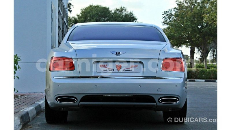 Big with watermark bentley flying spur agadez import dubai 7068