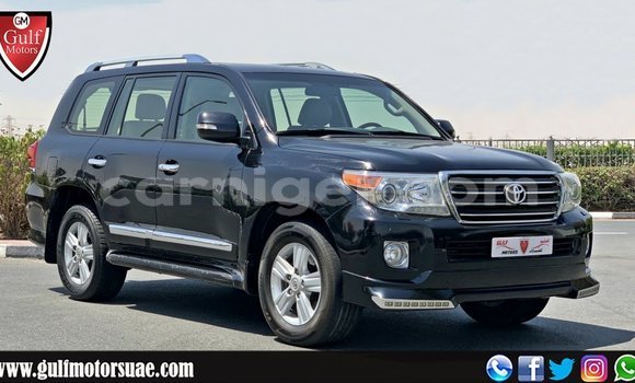 Buy Import Toyota Land Cruiser Black Truck in Import - Dubai in Agadez Buy Import Toyota Land Cruiser Black Truck in Import - Dubai in Agadez