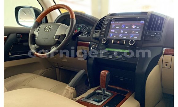Sayi Imported Toyota Land Cruiser Black Babbar mota in Import - Dubai a Agadez Sayi Imported Toyota Land Cruiser Black Babbar mota in Import - Dubai a Agadez