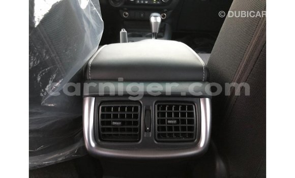 Sayi Imported Toyota Hilux Black Mota in Import - Dubai a Agadez Sayi Imported Toyota Hilux Black Mota in Import - Dubai a Agadez