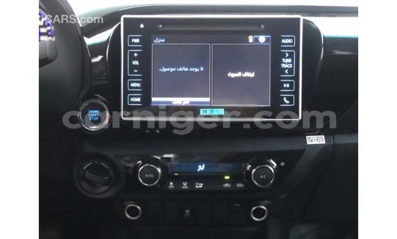Sayi Imported Toyota Hilux Black Mota in Import - Dubai a Agadez Sayi Imported Toyota Hilux Black Mota in Import - Dubai a Agadez