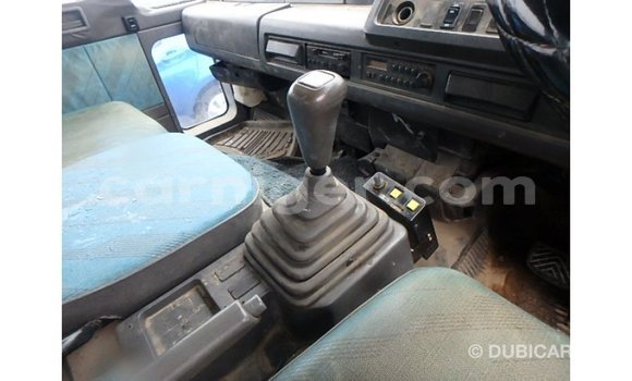 Buy Import Nissan Evalia Brown Truck in Import - Dubai in Agadez Buy Import Nissan Evalia Brown Truck in Import - Dubai in Agadez