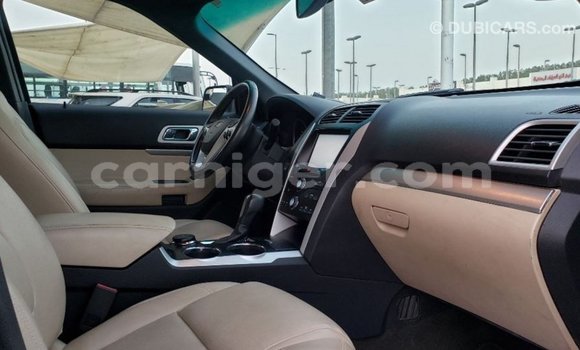 Acheter Import Voiture Ford Explorer Autre à Import - Dubai, Agadez Acheter Import Voiture Ford Explorer Autre à Import - Dubai, Agadez