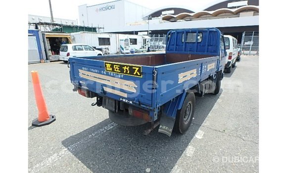 Buy Import Toyota Ade Blue Truck in Import - Dubai in Agadez Buy Import Toyota Ade Blue Truck in Import - Dubai in Agadez