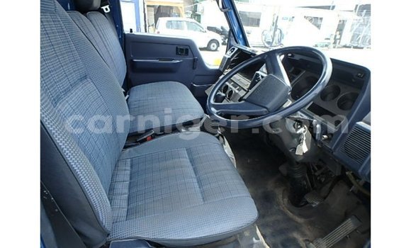 Buy Import Toyota Ade Blue Truck in Import - Dubai in Agadez Buy Import Toyota Ade Blue Truck in Import - Dubai in Agadez