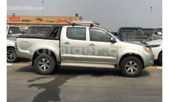 Acheter Import Voiture Toyota Hilux Autre à Import - Dubai, Agadez Acheter Import Voiture Toyota Hilux Autre à Import - Dubai, Agadez