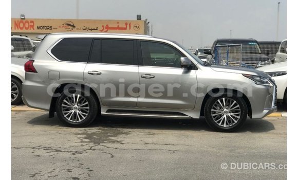 Acheter Import Voiture Lexus LX Autre à Import - Dubai, Agadez Acheter Import Voiture Lexus LX Autre à Import - Dubai, Agadez