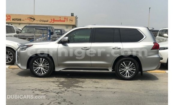 Acheter Import Voiture Lexus LX Autre à Import - Dubai, Agadez Acheter Import Voiture Lexus LX Autre à Import - Dubai, Agadez