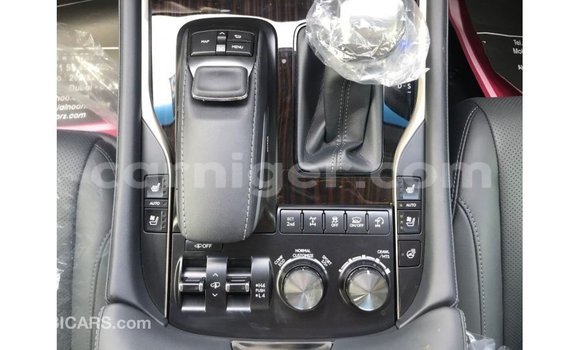 Acheter Import Voiture Lexus LX Autre à Import - Dubai, Agadez Acheter Import Voiture Lexus LX Autre à Import - Dubai, Agadez