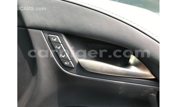 Acheter Import Voiture Lexus LX Autre à Import - Dubai, Agadez Acheter Import Voiture Lexus LX Autre à Import - Dubai, Agadez