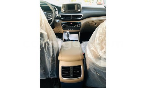 Sayi Imported Hyundai Tucson White Mota in Import - Dubai a Agadez Sayi Imported Hyundai Tucson White Mota in Import - Dubai a Agadez