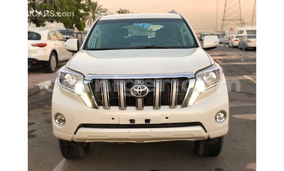 Sayi Imported Toyota Prado White Mota in Import - Dubai a Agadez Sayi Imported Toyota Prado White Mota in Import - Dubai a Agadez