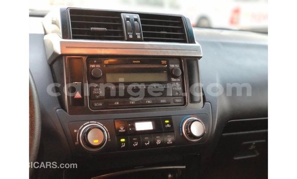 Sayi Imported Toyota Prado White Mota in Import - Dubai a Agadez Sayi Imported Toyota Prado White Mota in Import - Dubai a Agadez