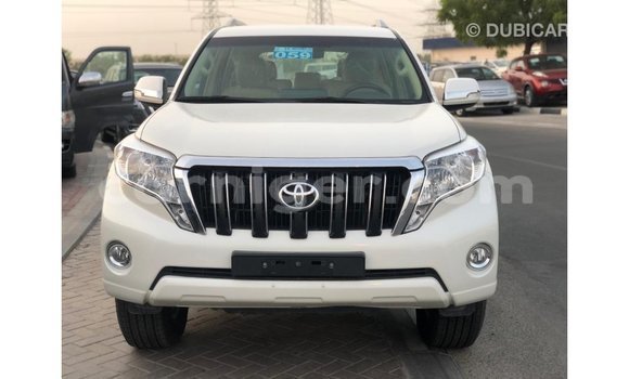 Sayi Imported Toyota Prado White Mota in Import - Dubai a Agadez Sayi Imported Toyota Prado White Mota in Import - Dubai a Agadez