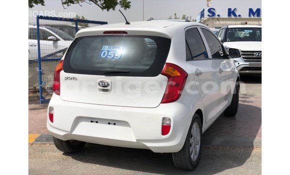 Sayi Imported Kia Picanto White Mota in Import - Dubai a Agadez Sayi Imported Kia Picanto White Mota in Import - Dubai a Agadez
