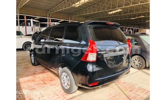 Sayi Imported Toyota Avanza Black Mota in Import - Dubai a Agadez Sayi Imported Toyota Avanza Black Mota in Import - Dubai a Agadez