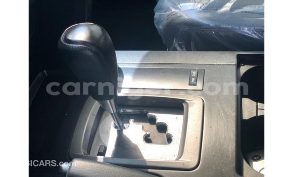 Sayi Imported Toyota Land Cruiser White Babbar mota in Import - Dubai a Agadez Sayi Imported Toyota Land Cruiser White Babbar mota in Import - Dubai a Agadez