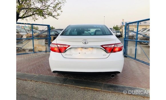 Sayi Imported Toyota Camry White Mota in Import - Dubai a Agadez Sayi Imported Toyota Camry White Mota in Import - Dubai a Agadez