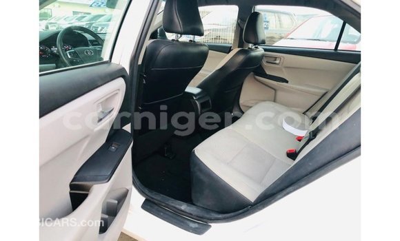 Sayi Imported Toyota Camry White Mota in Import - Dubai a Agadez Sayi Imported Toyota Camry White Mota in Import - Dubai a Agadez
