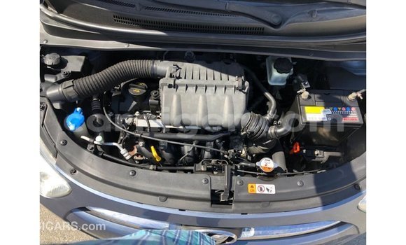 Sayi Imported Hyundai i10 Blue Mota in Import - Dubai a Agadez Sayi Imported Hyundai i10 Blue Mota in Import - Dubai a Agadez