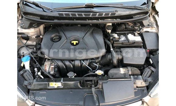 Sayi Imported Hyundai Elantra Brown Mota in Import - Dubai a Agadez Sayi Imported Hyundai Elantra Brown Mota in Import - Dubai a Agadez