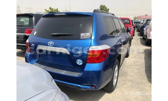Sayi Imported Toyota Highlander Blue Mota in Import - Dubai a Agadez Sayi Imported Toyota Highlander Blue Mota in Import - Dubai a Agadez