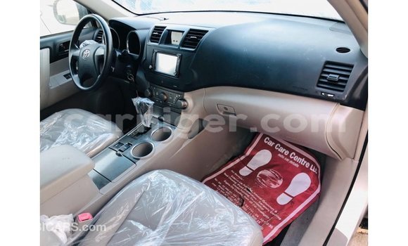 Buy Import Toyota Highlander Other Car in Import - Dubai in Agadez Buy Import Toyota Highlander Other Car in Import - Dubai in Agadez