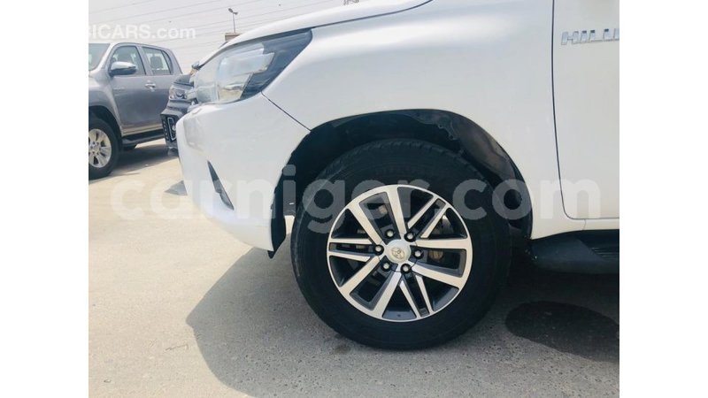 Big with watermark toyota hilux agadez import dubai 7142