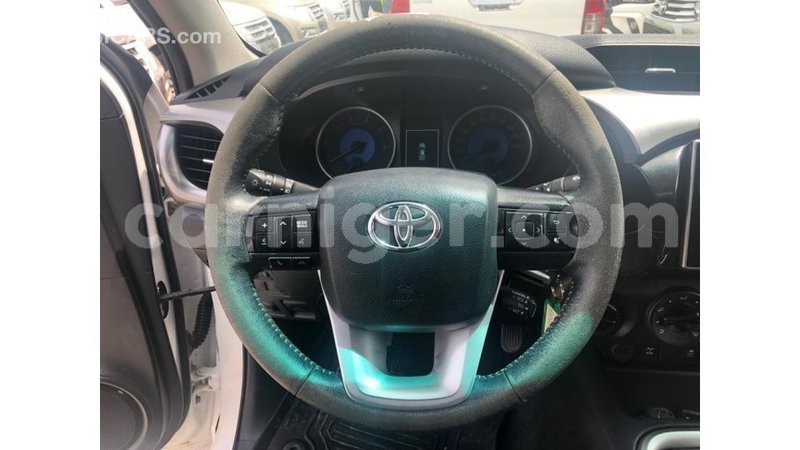 Big with watermark toyota hilux agadez import dubai 7142