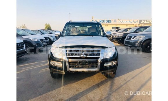 Sayi Imported Mitsubishi Pajero Black Mota in Import - Dubai a Agadez Sayi Imported Mitsubishi Pajero Black Mota in Import - Dubai a Agadez