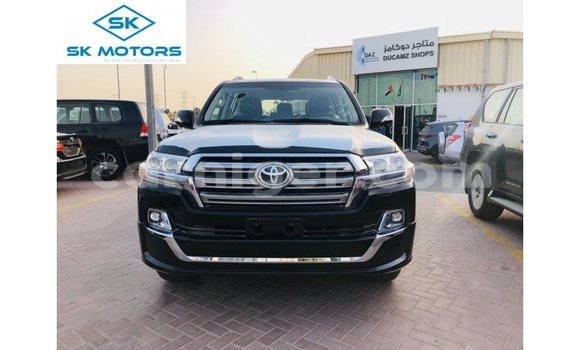 Buy Import Toyota Land Cruiser Black Truck in Import - Dubai in Agadez Buy Import Toyota Land Cruiser Black Truck in Import - Dubai in Agadez