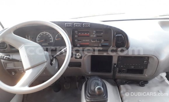 Sayi Imported Toyota Coaster White Mota in Import - Dubai a Agadez Sayi Imported Toyota Coaster White Mota in Import - Dubai a Agadez