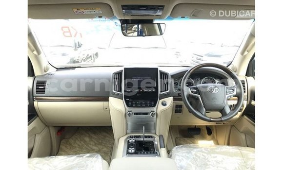 Buy Import Toyota Land Cruiser Black Truck in Import - Dubai in Agadez Buy Import Toyota Land Cruiser Black Truck in Import - Dubai in Agadez