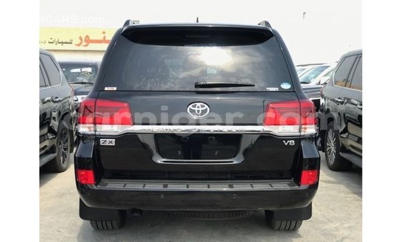 Buy Import Toyota Land Cruiser Black Truck in Import - Dubai in Agadez Buy Import Toyota Land Cruiser Black Truck in Import - Dubai in Agadez