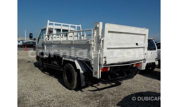 Buy Import Toyota Dyna White Truck in Import - Dubai in Agadez Buy Import Toyota Dyna White Truck in Import - Dubai in Agadez