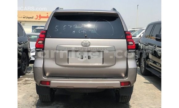 Acheter Import Voiture Toyota Prado Marron à Import - Dubai, Agadez Acheter Import Voiture Toyota Prado Marron à Import - Dubai, Agadez