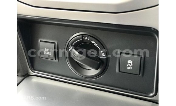 Acheter Import Voiture Toyota Prado Marron à Import - Dubai, Agadez Acheter Import Voiture Toyota Prado Marron à Import - Dubai, Agadez