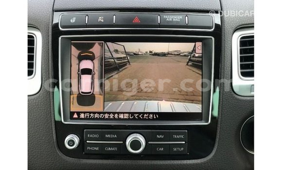 Acheter Import Voiture Volkswagen Touareg Marron à Import - Dubai, Agadez Acheter Import Voiture Volkswagen Touareg Marron à Import - Dubai, Agadez