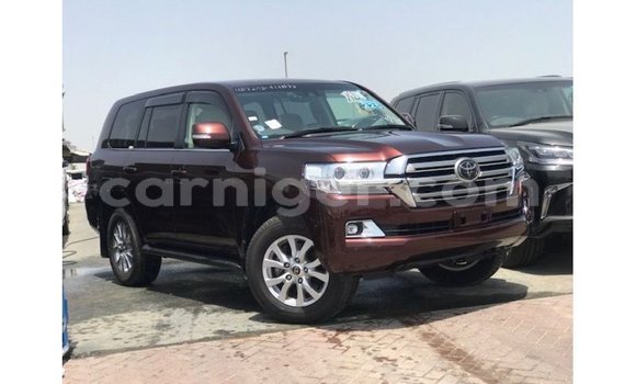 Buy Import Toyota Land Cruiser Red Truck in Import - Dubai in Agadez Buy Import Toyota Land Cruiser Red Truck in Import - Dubai in Agadez